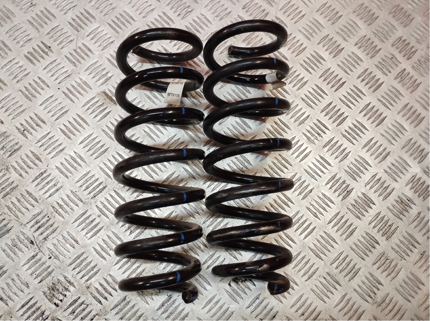 Пружина подвески передняя BMW X5 E70 (2010-2013) рестайл - 1