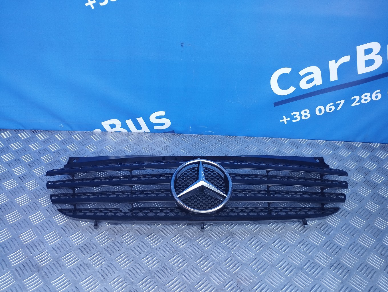 Решетка радиатора Mercedes-Benz Vito W 639 (2003-2010) дорестайл - 1