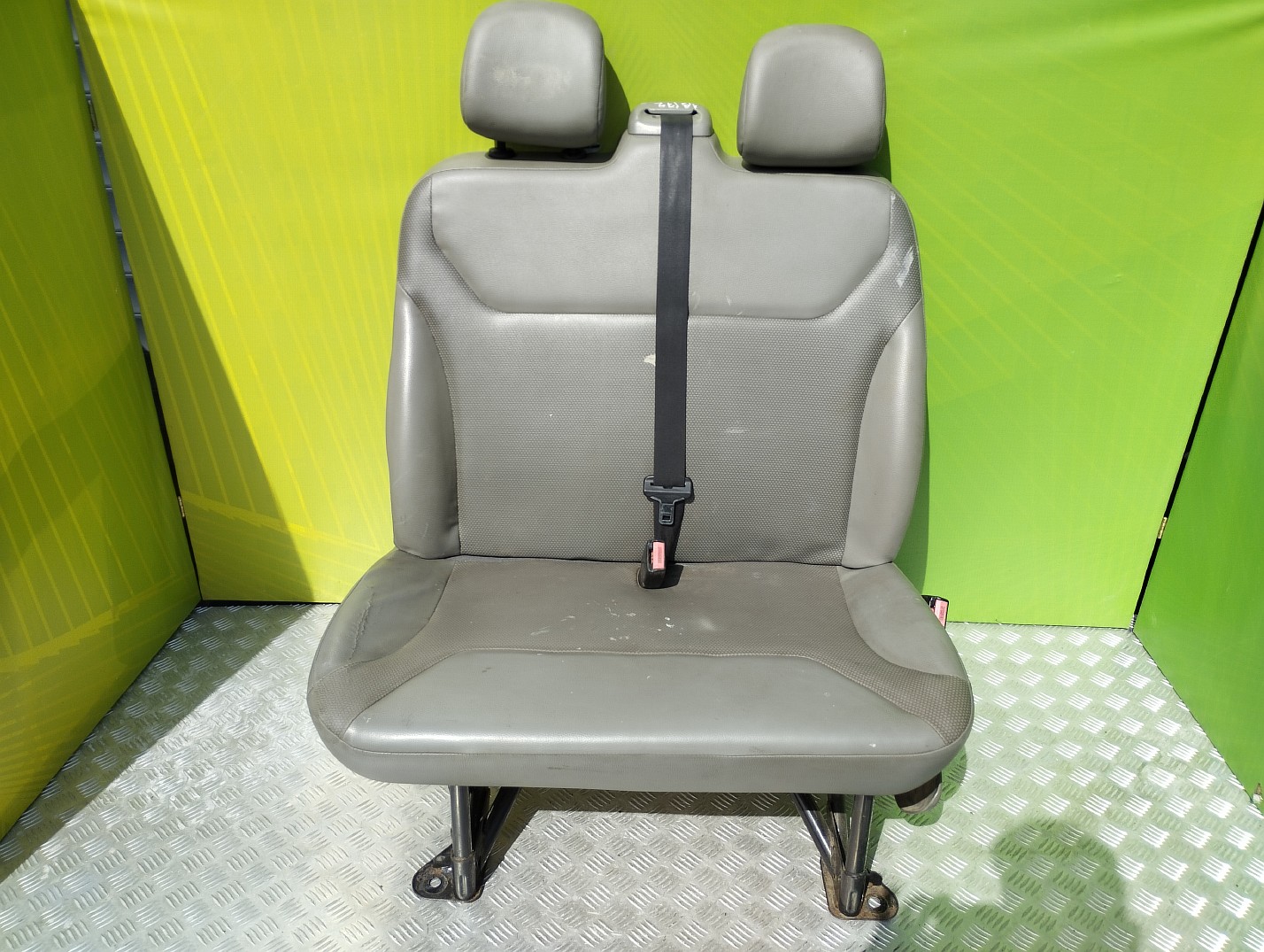 Сидіння подвійне Renault Trafic II, Opel Vivaro II, Nissan Primastar II (2001-2006) дорестайл - 1