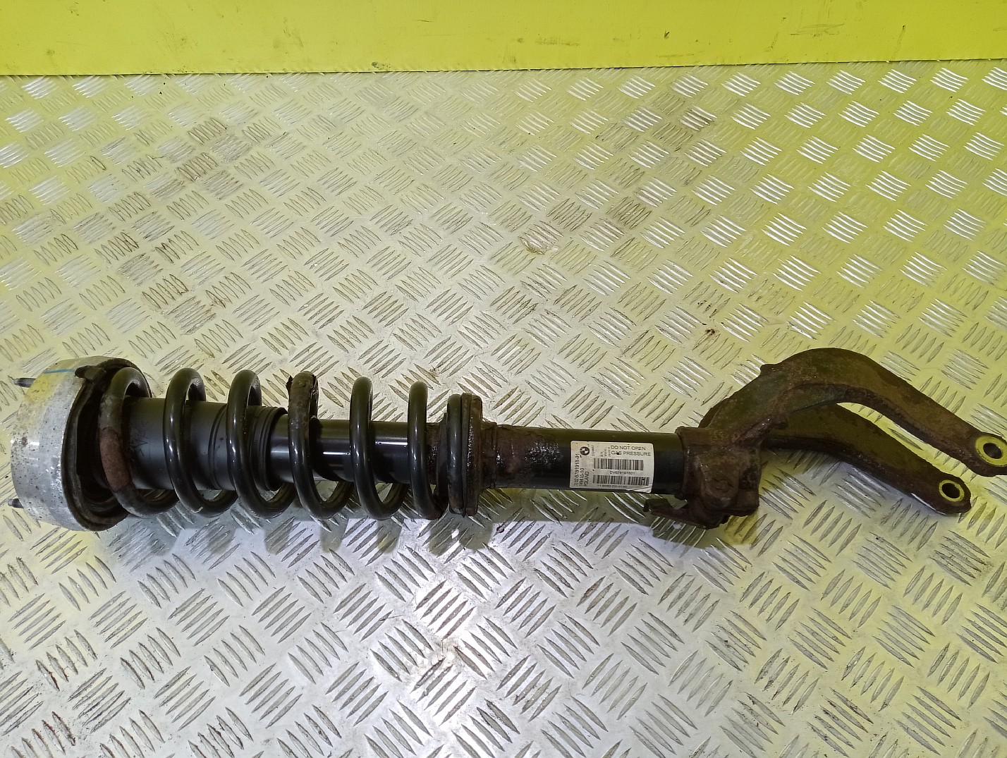 Пружина підвіски передня BMW X5 E70 (2010-2013) рестайл - 1