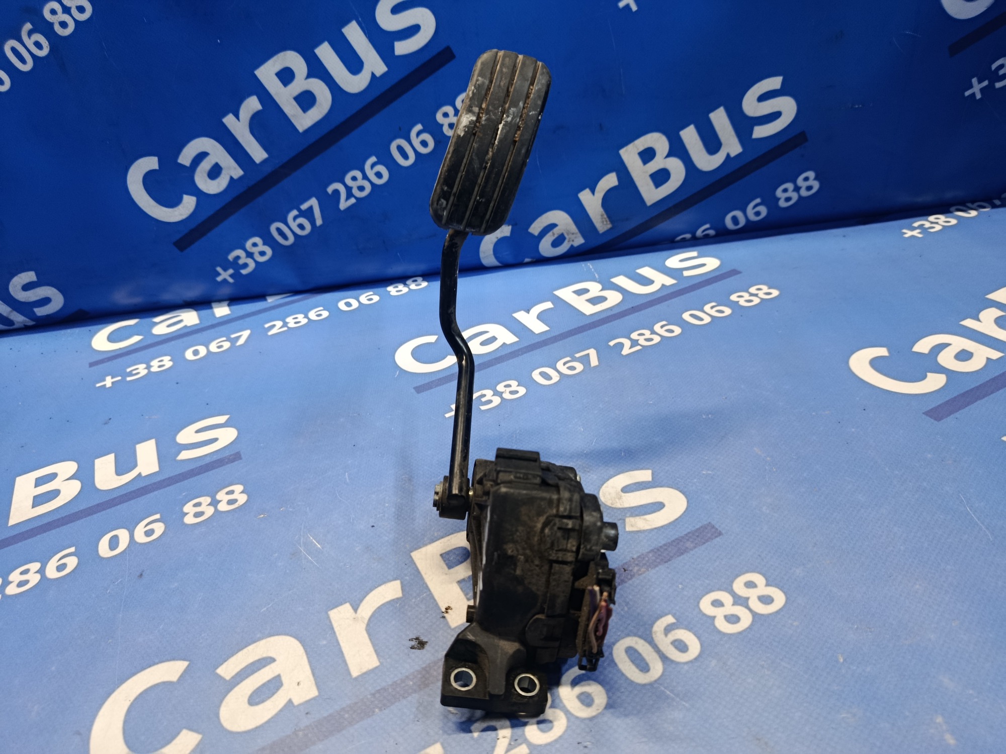 Педаль газа Renault Trafic II, Opel Vivaro II, Nissan Primastar II (2006-2014) рестайл - 1