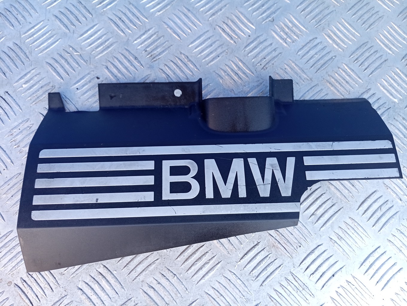 Накладка декоративная (на ДВС) BMW X5 E70 (2007-2010) дорестайл - 1