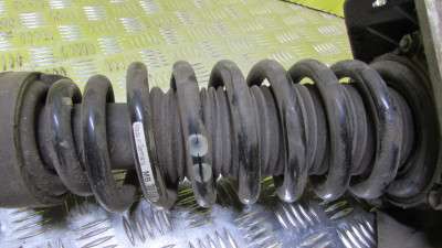 Пружина подвески передняя Volkswagen Touareg (2003-2006) дорестайл