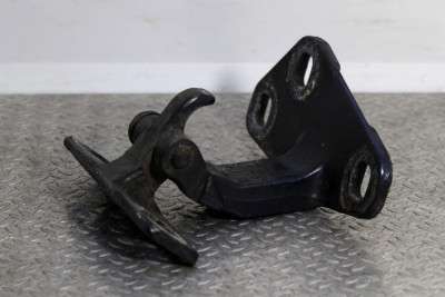 Петля крышки (двери) багажника BMW X5 E53 (2003-2006) рестайл