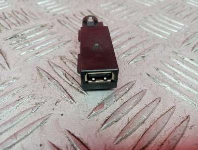 Блок УСБ USB Volkswagen Touareg CR (2018-2024)