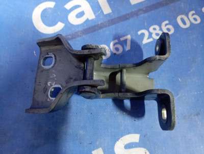 Петля двери передней правой Renault Trafic II, Opel Vivaro II, Nissan Primastar II (2006-2014) рестайл