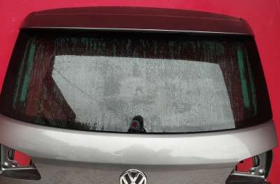 Стекло заднее Volkswagen Touareg NF (2010-2014)
