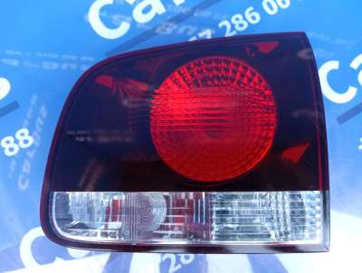 Фонарь крышки багажника правый Volkswagen Touareg (2007-2010) рестайл
