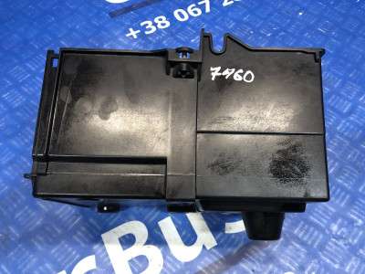 Кріплення (корпус) акумулятора Ford Escape 3 FL ( 2012 - 2019 )