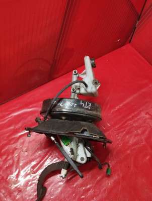 Педальный узел Renault Trafic II, Opel Vivaro II, Nissan Primastar II (2006-2014) рестайл