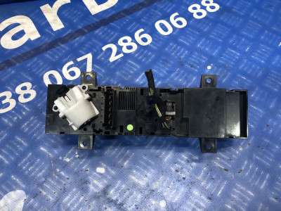 Блок управления климат-контроля Mercedes-Benz Sprinter W 906 (2006-2014) дорестайл