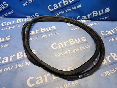 Уплотнитель двери Volkswagen Touareg (2007-2010) рестайл