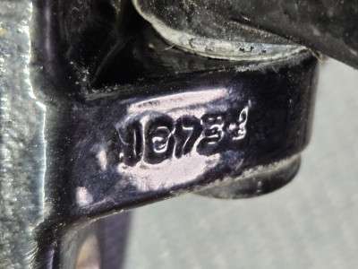 Петля двери правая (низ/верх, зад/перед) Mercedes ML W164 (2005-2011)