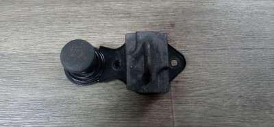 Петля капота ліва Mercedes ML W164 (2005-2011)
