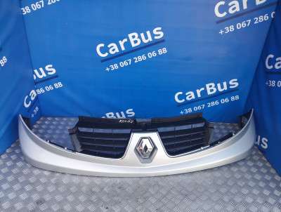 Накладка бампера переднього центральна Renault Trafic II, Opel Vivaro II, Nissan Primastar II (2006-2014) рестайл