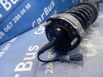 Стійка амортизатора переднього лівого Cayenne 958 