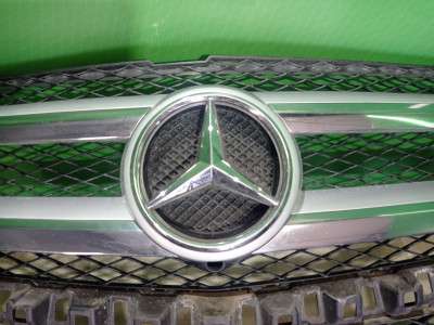 Решетка радиатора Mercedes GL X166