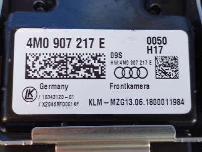 Камера переднього виду Audi Q7 4M(2015-2020) - 3