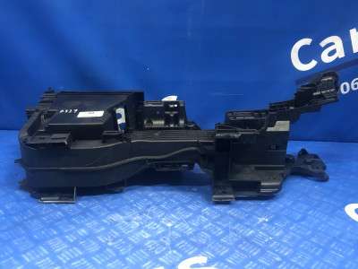 Консоль салона (центральная часть) Ford Escape 3 FL ( 2012 - 2019 )