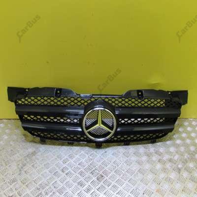 Решітка радіатора Mercedes-Benz Sprinter W 906 (2006-2014) дорестайл