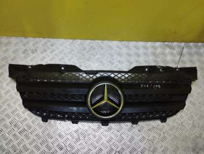 Решітка радіатора Mercedes-Benz Sprinter W 906 (2006-2014) дорестайл