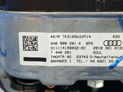 Подушка безпеки в кермо Audi E-TRON