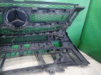 Решетка радиатора Mercedes GL X166