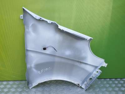 Крило переднє ліве Renault Trafic II, Opel Vivaro II, Nissan Primastar II (2006-2014) рестайл