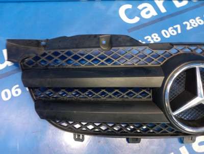 Решітка радіатора Mercedes-Benz Sprinter W 906 (2006-2014) дорестайл