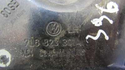 Петля капота левая Volkswagen Touareg (2003-2006) дорестайл
