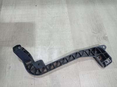 Кронштейн (крепление) переднего бампера правый Mercedes ML W166 (з 2011)