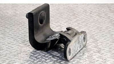 Петля крышки (двери) багажника Volkswagen Touareg (2007-2010) рестайл