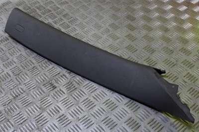Обшивка стійки салону Volkswagen Touareg (2003-2006) дорестайл