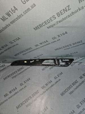 Накладка двери декоративная (салонная) Mercedes ML W166 (з 2011)