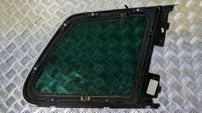 Скло кузовне заднє ліве Volkswagen Touareg (2003-2006) дорестайл