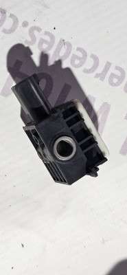 Датчик удара боковой Mercedes ML W164 (2005-2011)