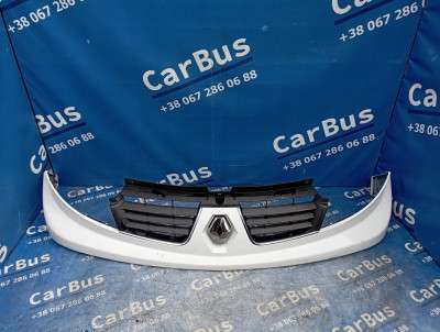 Накладка бампера переднього центральна Renault Trafic II, Opel Vivaro II, Nissan Primastar II (2006-2014) рестайл