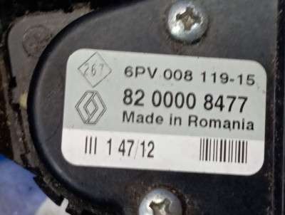 Педаль газу Renault Trafic II, Opel Vivaro II, Nissan Primastar II (2006-2014) рестайл
