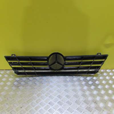 Решітка радіатора Mercedes-Benz Sprinter W 903 (2000-2006)