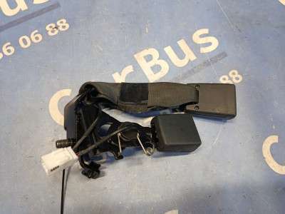 Засувка ременя безпеки (замок ременя безпеки) Mitsubishi Outlander III FL (2015—2018)