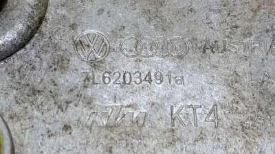 Радіатор паливний Volkswagen Touareg (2003-2006) дорестайл