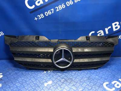 Решітка радіатора Mercedes-Benz Sprinter W 906 (2006-2014) дорестайл