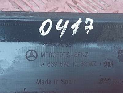 Накладка декоративная (молдинг) передней левой двери Mercedes-Benz Vito W 639 (2003-2010) дорестайл