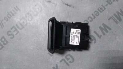 Кнопка ручника (стоянкового гальма) Mercedes ML W166 (з 2011) - 3