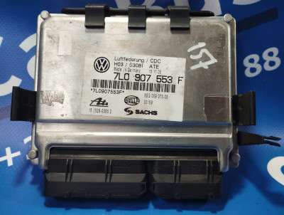 Блок управления подвеской (пневмоподвеской) Volkswagen Touareg (2003-2006) дорестайл