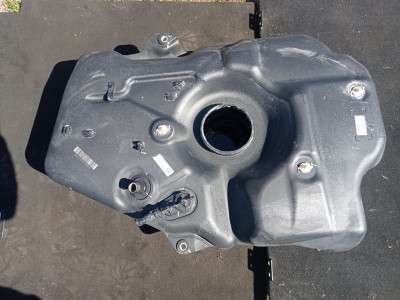 Бачок системы ADBLUE Mercedes GL X166