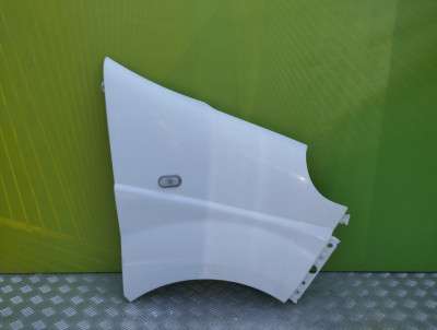Крыло переднее правое Renault Trafic II, Opel Vivaro II, Nissan Primastar II (2006-2014) рестайл