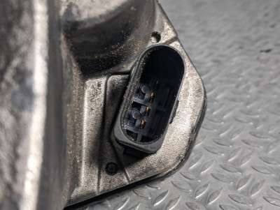 Заслінка дросельна Volkswagen Touareg (2003-2006) дорестайл
