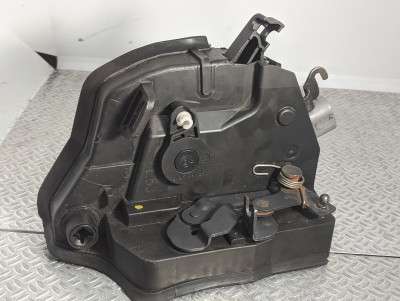 Замок двери передней правой BMW X5 E53 (2003-2006) рестайл
