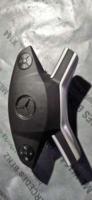 Подушка безопасности в рулевое колесо Mercedes ML W164 (2005-2011)